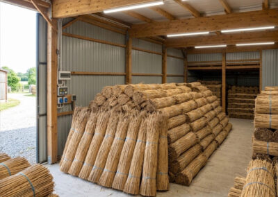 Maty trzcinowe w magazynie